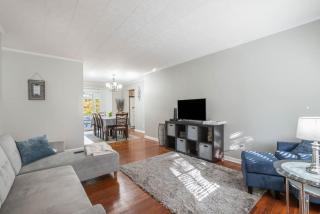 Ashwood Arbor 3 bed 2 bath sleeps 8 - - 8