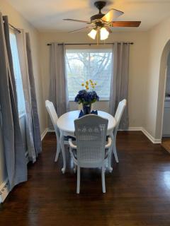 Lovely Retreat Backyard With Deck and entertain room - Mason - 7