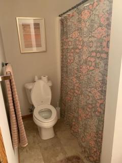 Comfort on the Court 3 Bed 2 Bath Sleeps 6 - Middletown - 4
