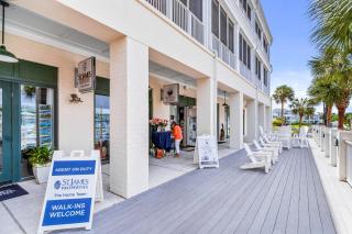 Villa On The Green - Partial Condo - Southport - 8