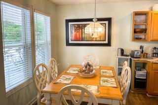 Villa On The Green - Partial Condo - Southport - 2