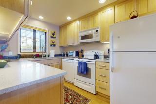 Bayfront Retreat A - 2