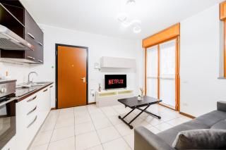 Certosa Charm - Free Garage Parking by InnStay - Milan - 2