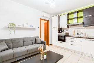 Certosa Charm - Free Garage Parking by InnStay - Milan - 9
