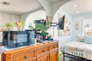 Steps to Beach Bradenton Beach Condo with Deck - 2