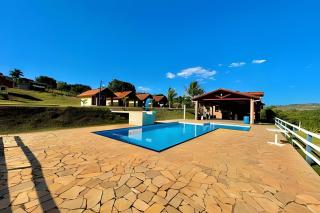Chácara com 4 Chalés, grande piscina e muito verde - Atibaia - 4