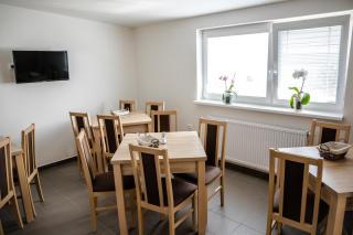 Apartmanovy dom - Grey House Topoľníky - 9