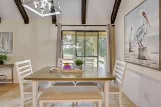 Bright Miramar Beach Condo - Walk to Beach! - Destin - 9