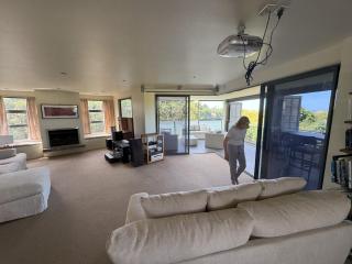 Beautiful Beach front Papamoa - 9