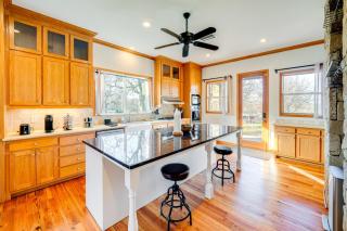 6 Mi to Lewisville Lake Spacious Ranch Home - Oak Point - 8