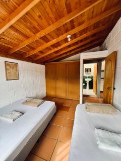 Next to the airport - cute home - Rionegro - 2