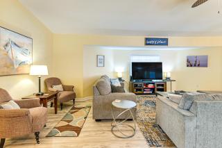 Walk to Ocean Lovely Myrtle Beach Getaway! - 6