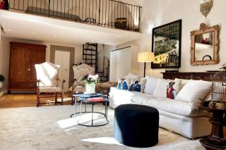 Hidden Gem with Private Gardin - Spacious 2BR - Florença - 0