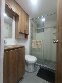 Apartamento Amoblado con Excelente Ubicación - 2