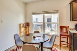 8 Mi to Lackland AFB Pet-Friendly Home with Yard! - 5