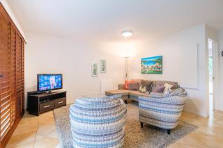 Onetangi Beach Apartments - Onetangi - 7