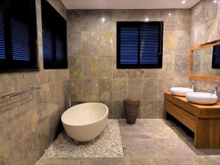 The Swan - Private Luxury Villa Suites 1 - Ungasan - 1