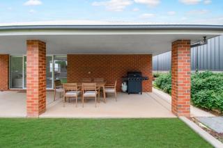 Mountain Vista Retreat - Comfort Meets Style - Lake Albert - 8