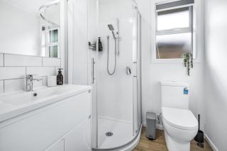 Modern, Central and Classy - By KOSH BNB - 6