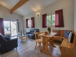 Holiday Home in France with Private Terrace - Mauroux - 9