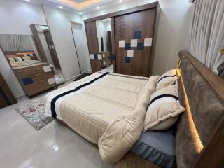 Stylish Super Deluxe 4BR apartment, 10 min to pyramids - Kairo - 6