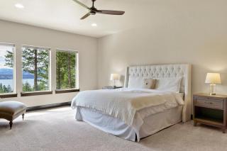 Overlooking Lake View with 3 BR Game Room for 12 guests - 9