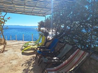 Secluded fisherman's cottage Cove Medvidina, Hvar - 23709 - 3