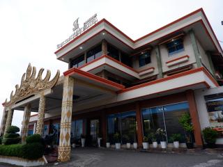 Soeltan Luxe Hotel Lampung - Tanjungkarang - 3