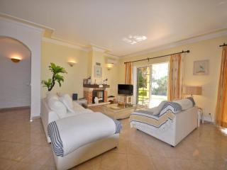 Private villa with pool - Quarteira - 4