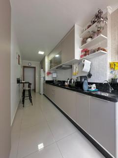 Amplo apartamento a uma quadra do mar - Balneário Camboriú - 1