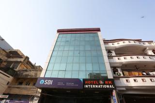Super Collection O R K International Near Gautam Buddha Park - Lucknow - 9