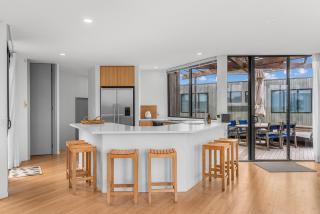 Wavefront Escape - Omaha Holiday Home - 2