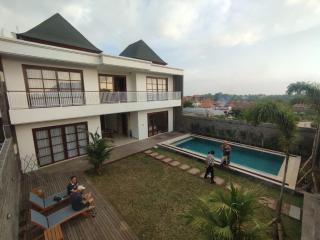 Karmani Villa - Ujung - 8