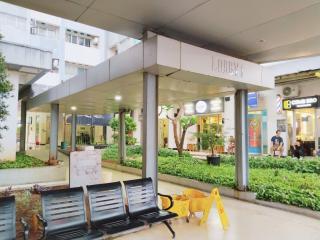 The Royale Sentra Tower Kuning Powered by Cocotel - Jakarta - 1