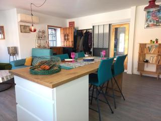 Casa con Jardín, Barbacoa y Cabina Infantil - ES-89-102 - 6