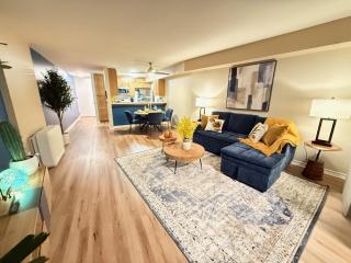 Oceanfront 1 BR Oasis w Parking & Pool 417 - 1