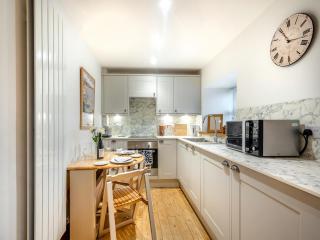 The Holly Tree Cottage - Rashfield - 6