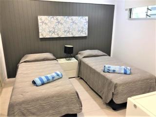 Frangipani 206 beachfront apartment - Hamilton Island - 5
