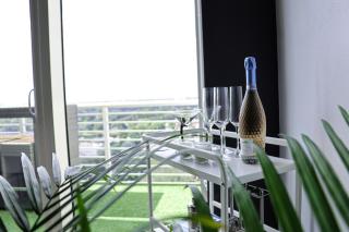 Luxury Midtown Miami Apartment - 6