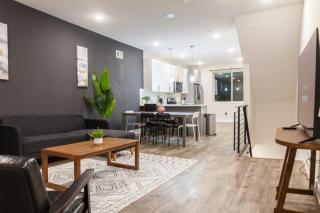 Stylish 4bed 4bathpingpongsleeps12-wdwifi - 0