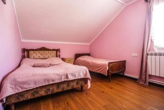 Taqnvac hrashq - Dilijan - 6