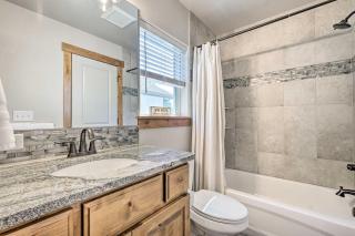 Quiet Family Friendly 3 BR Near Loveland DT - 7