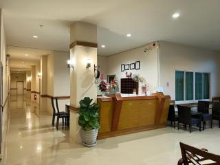 โรงแรมพาราไดซ์ เรสซิเดนซ์ Paradise Residence & Hotel - - 2