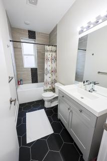 1bed1bathkingbedcentralwdwifi - 7