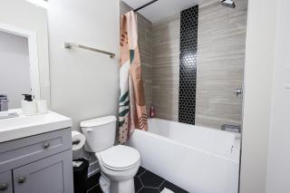 1bed1bath-kingbed-wifiwdcentral - 8