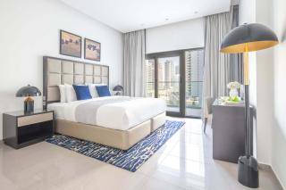 Frank Porter - Damac Majestine - 1