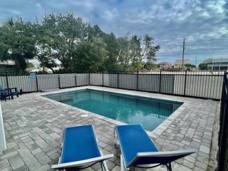 Fruitcakes- Private Pool- Hot Tub- Pet Friendly - St. George Island - 9