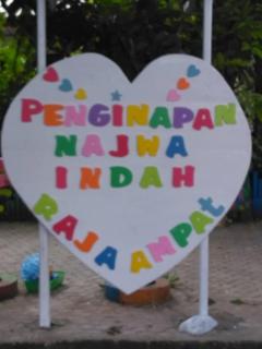 Penginapan Najwa Indah - Saonek - 0