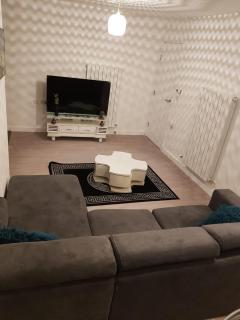Dave's place - Barking - 4