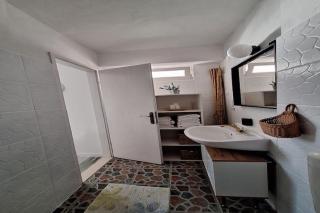 Apartments Mediterranean House - Two Bedroom Apartment with Terrace - 4